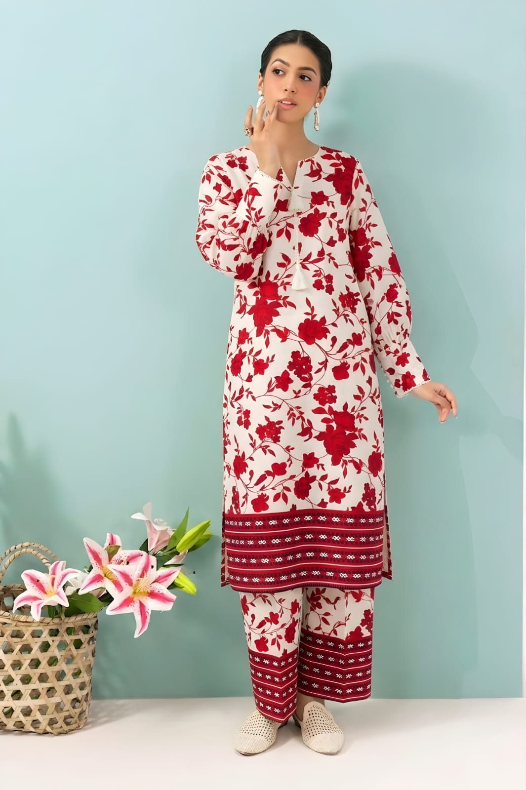 2Pc Lawn Unstitched ( Code : 10 )