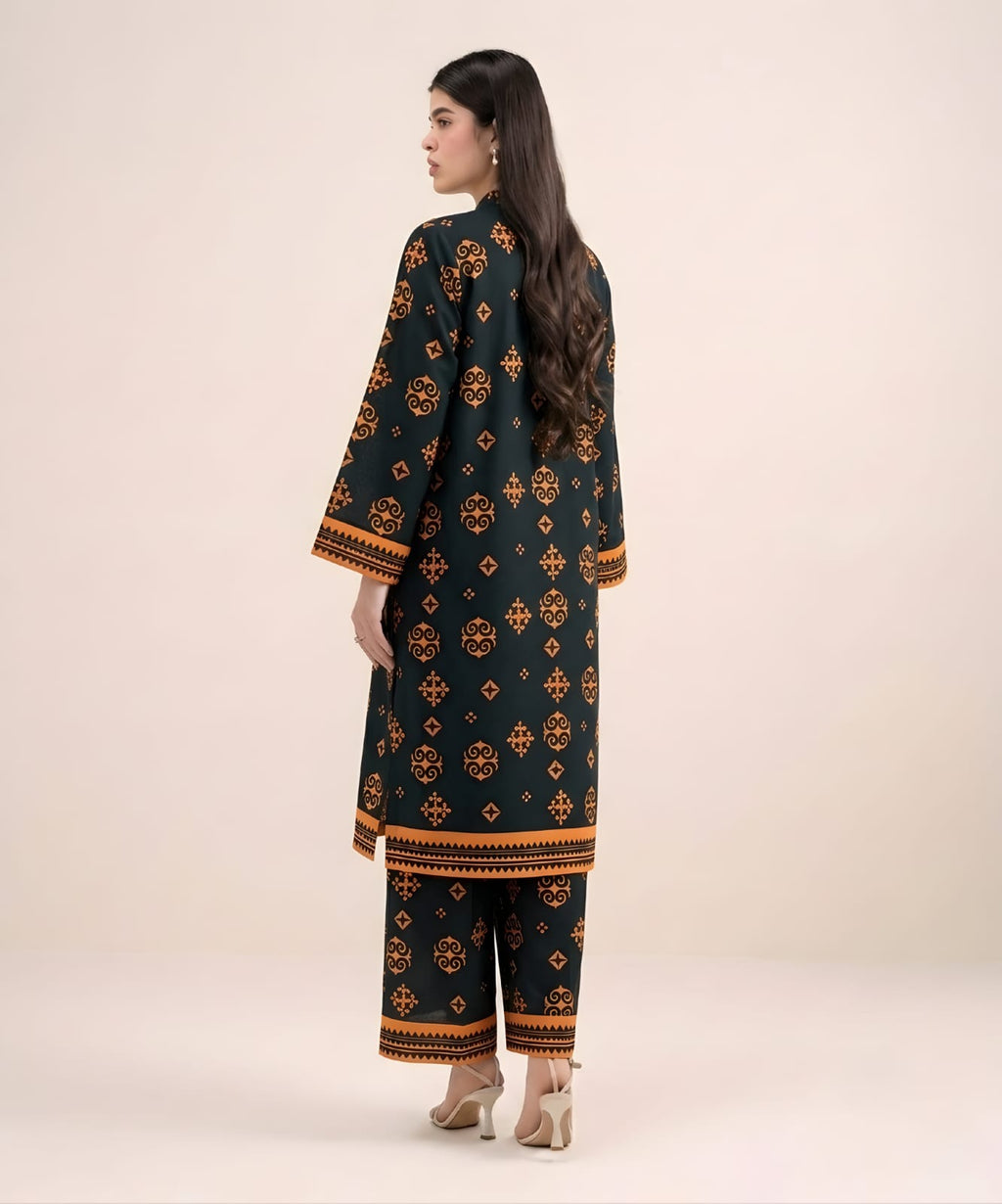 2Pc Lawn Unstitched ( Code : 12 )