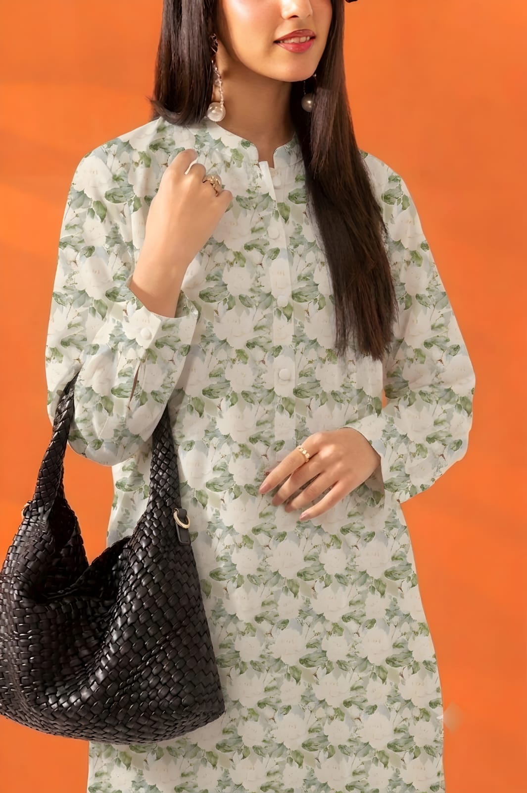 2Pc Lawn Unstitched ( Code : 16 )
