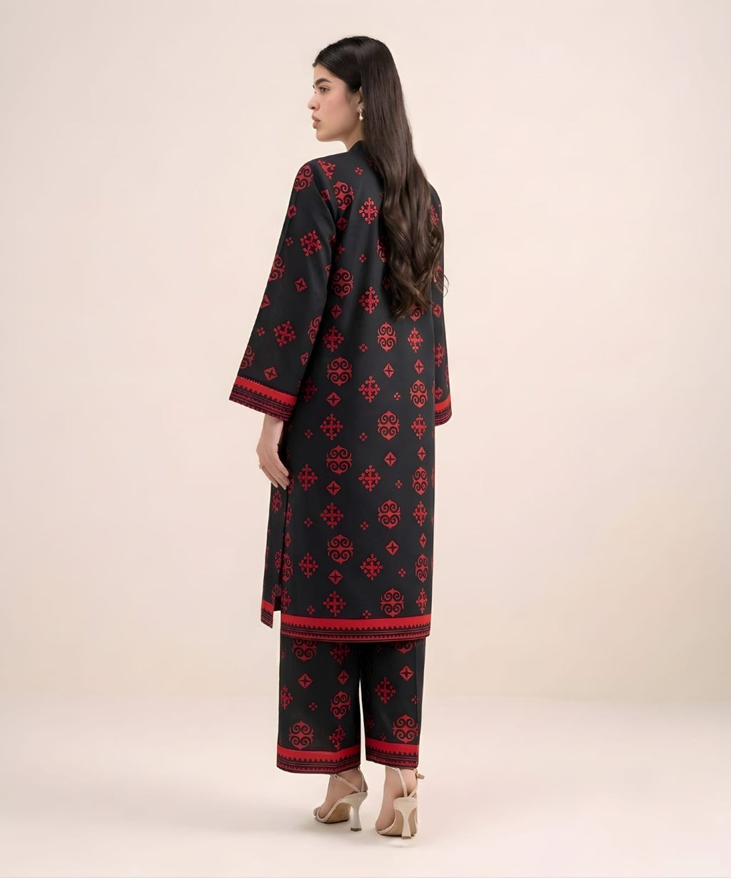 2Pc Lawn Unstitched ( Code : 18 )