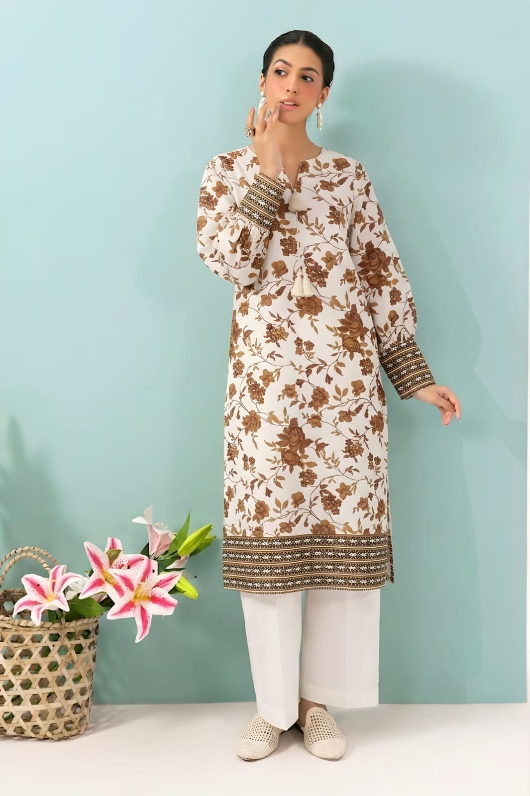 2Pc Lawn Unstitched ( Code : 38 )
