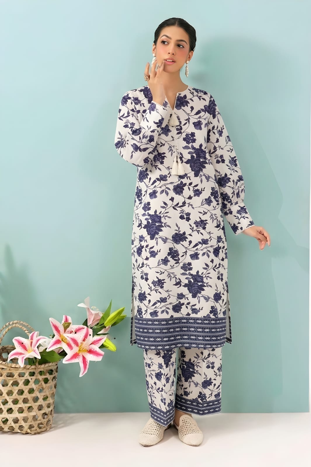 2Pc Lawn Unstitched ( Code : 39 )