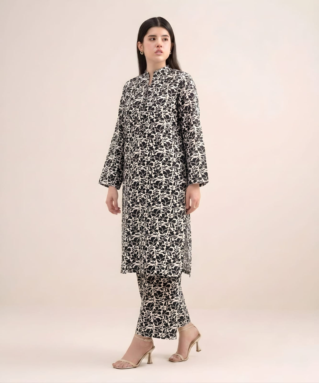 2Pc Lawn Unstitched ( Code : 34 )
