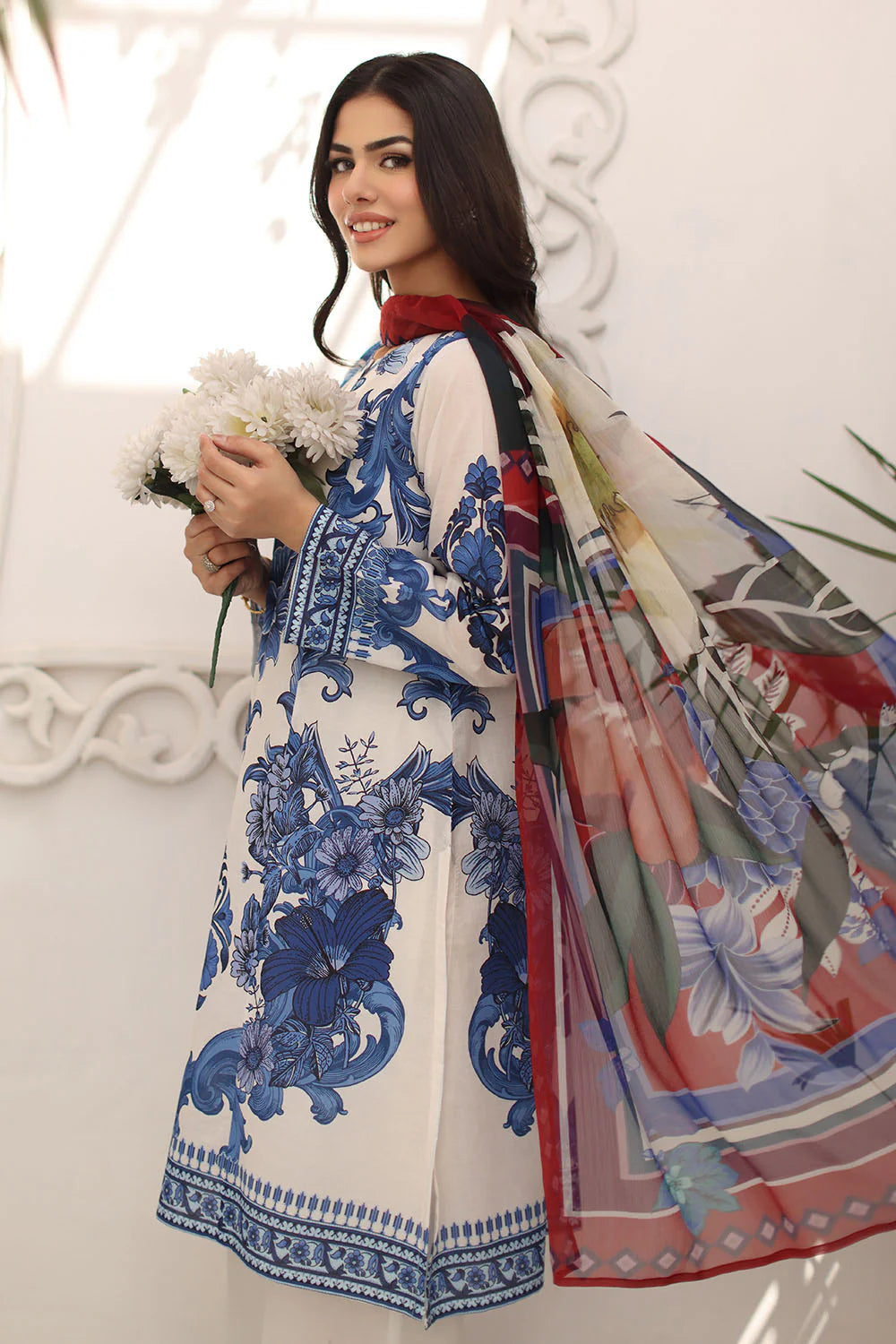 3Pc Lawn Unstitched Suit ( Code : 02 )