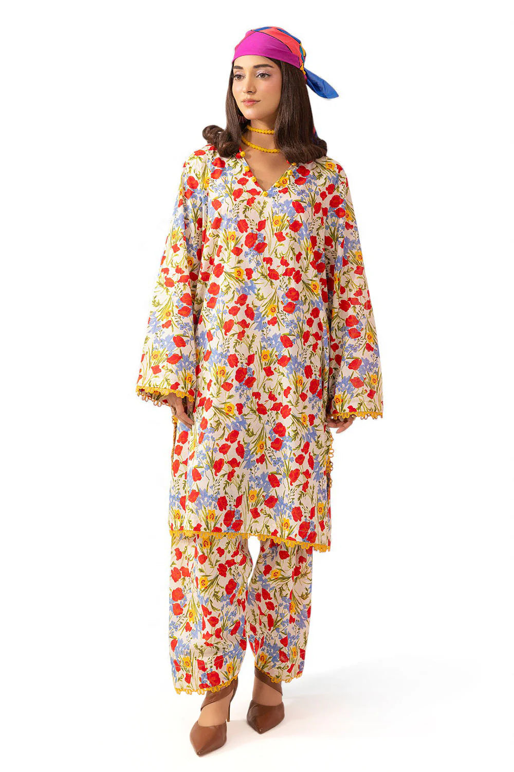 2Pc Lawn Unstitched Suit ( Code : 04 )