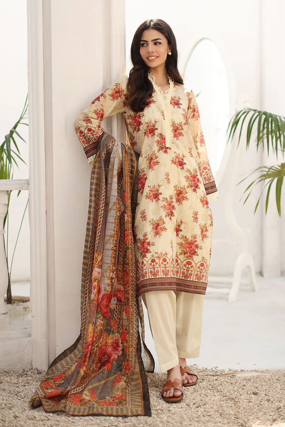 3Pc Lawn Unstitched Suit ( Code : 01 )